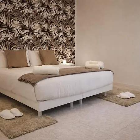 Homestay Ca' De Amicis - Double Bedroom Centro - Fiera Milano